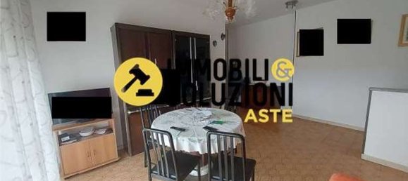 3 rooms Apartment in Solbiate Arno, Italy No. 185525 23