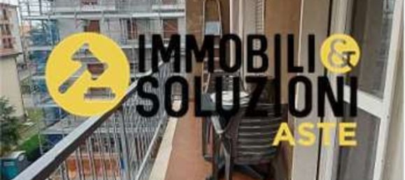 3 rooms Apartment in Solbiate Arno, Italy No. 185525 6