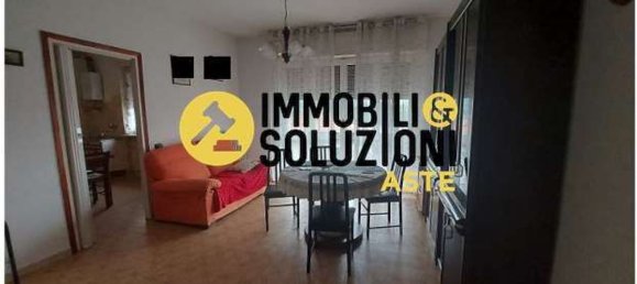 3 rooms Apartment in Solbiate Arno, Italy No. 185525 20