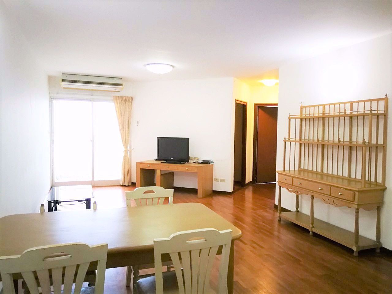 Condominio de 3 dormitorios en Yan Nawa, Thailand No. 9528
