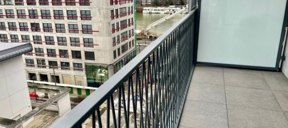 2 bedrooms Apartment in Clichy, France No. 181450 4
