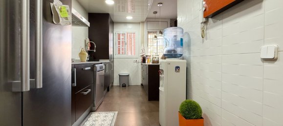 3 bedrooms Townhouse in Sant Boi de Llobregat, Spain No. 173048 10