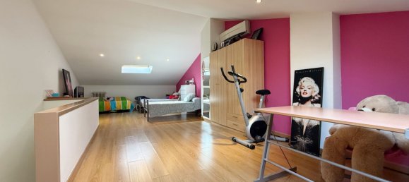 3 bedrooms Townhouse in Sant Boi de Llobregat, Spain No. 173048 12