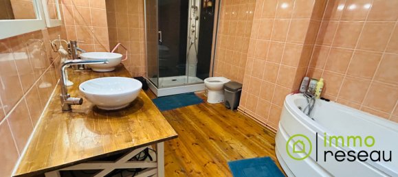 3 Schlafzimmer Haus in Armentieres, France, Nr. 215491 6