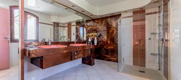 4 bedrooms Villa in Ecully, France No. 349557 2