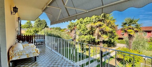 4 rooms Apartment in Lazise, Italy No. 261321 8
