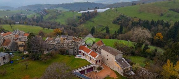 4 Schlafzimmer Haus in Bosco Chiesanuova, Italy, Nr. 223274 23