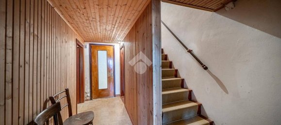 4 Schlafzimmer Haus in Bosco Chiesanuova, Italy, Nr. 223274 11