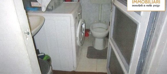 2 rooms Apartment in Turin, Italy No. 196738 8