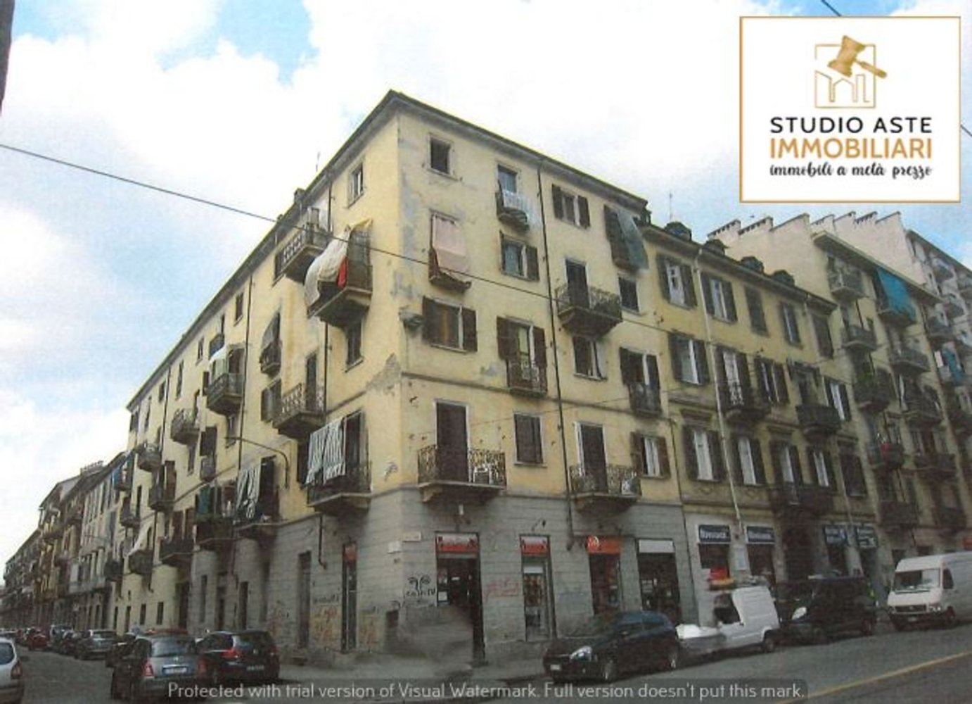 2 rooms Apartment in Turin, Italy No. 196738