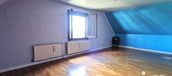 Casa de 4 dormitorios en Amilly, France No. 239607 12