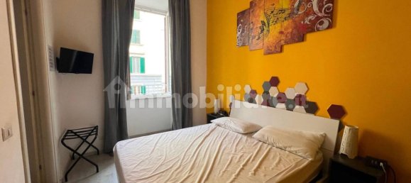 5 bedrooms Apartment in Rome, Italy No. 63953 12