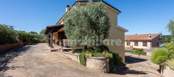 3 bedrooms Villa in Magliano Romano, Italy No. 261432 2