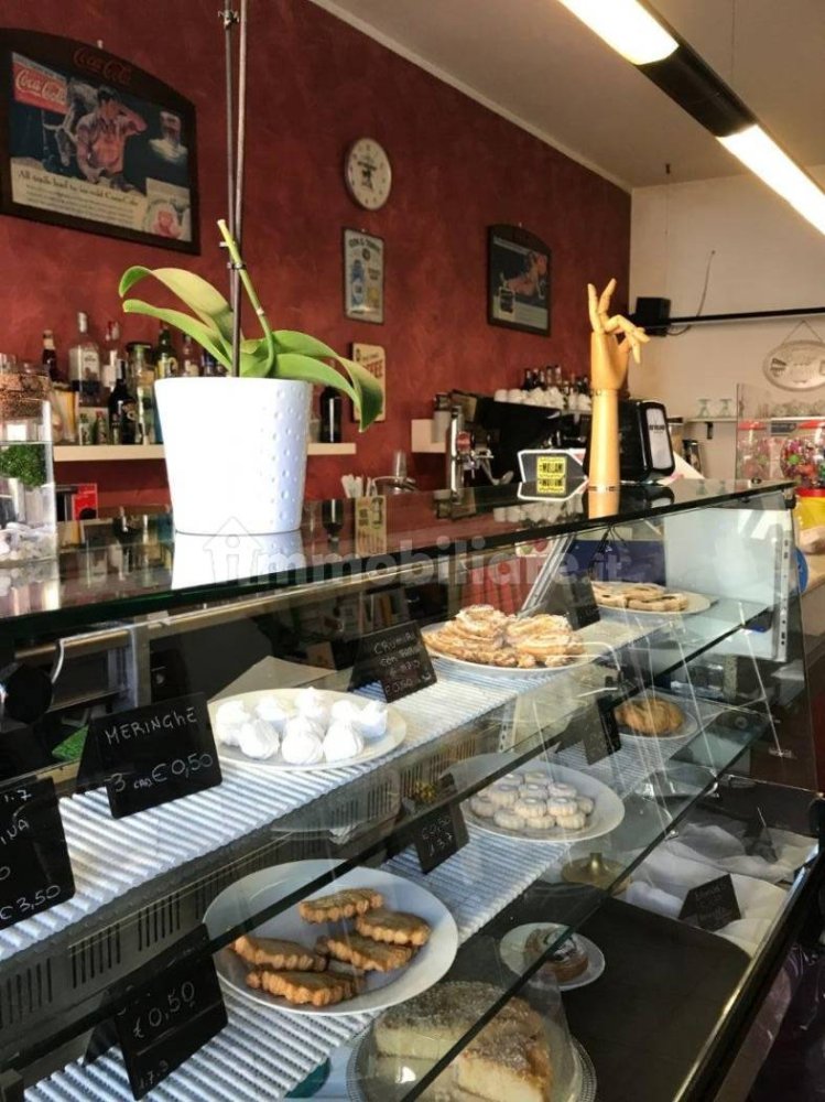 Propiedad comercial de 3 habitaciónes en Siziano, Italy No. 260710