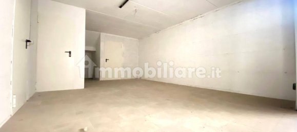 Дом с 3 спальнями в Боволоне, Италия № 108450 15