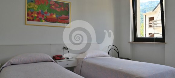 Propiedad comercial de 10 habitaciónes en Udine, Italy No. 135608 17