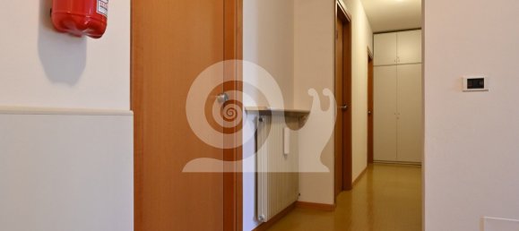 Propiedad comercial de 10 habitaciónes en Udine, Italy No. 135608 14