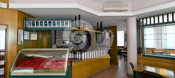 Propiedad comercial de 10 habitaciónes en Udine, Italy No. 135608 6