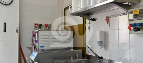 Propiedad comercial de 10 habitaciónes en Udine, Italy No. 135608 8