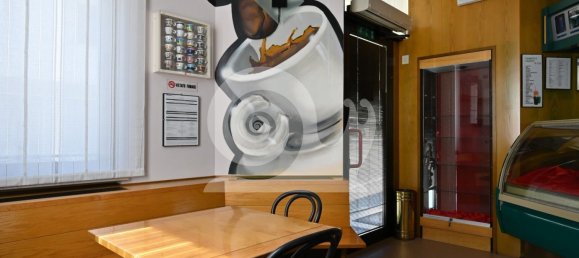 Propiedad comercial de 10 habitaciónes en Udine, Italy No. 135608 7