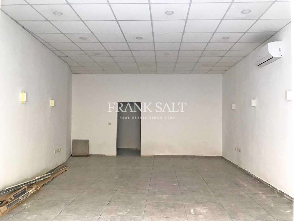 58m² Shop in Balzan, Malta No. 12736