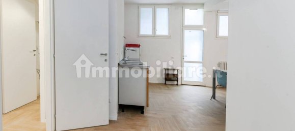 2 chambres Appartement à Milan, Italy No. 245945 32