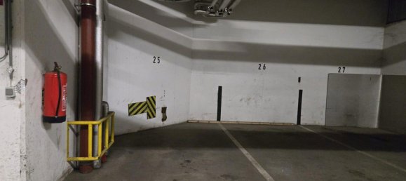 Garage à Favoriten, Austria No. 133235 3