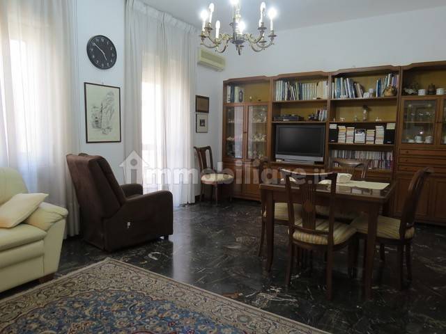 5 rooms Apartment in Cagliari, Italy No. 333429