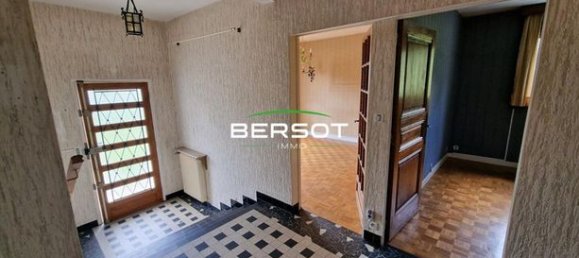 6 bedrooms House in Doubs, France No. 355233 3