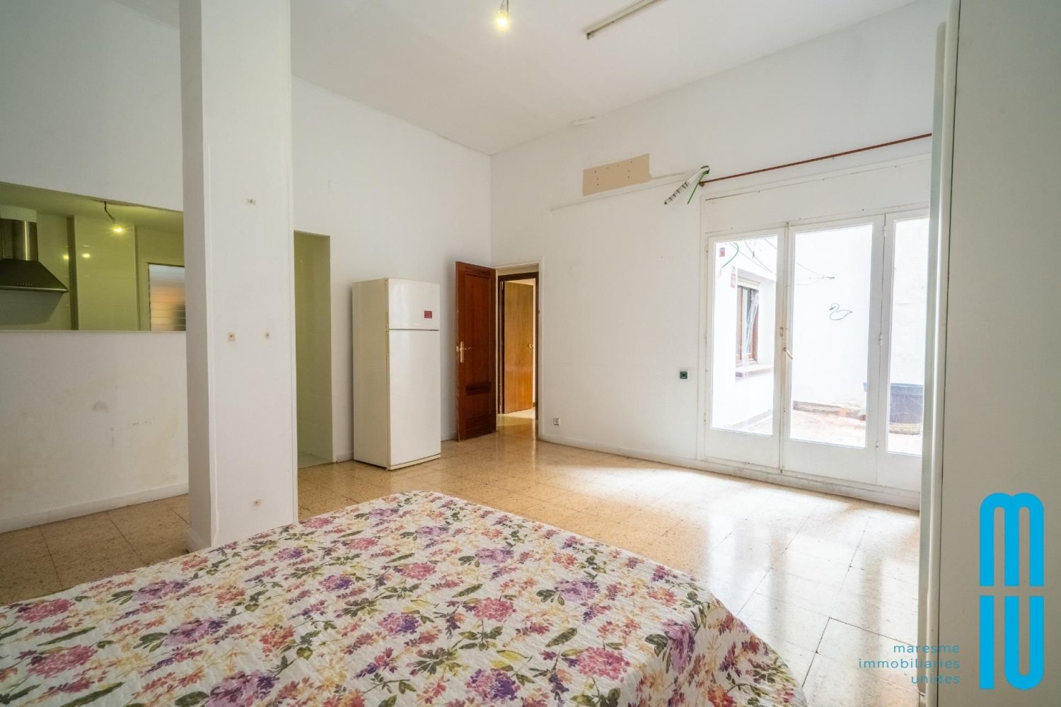 Apartamento de 2 dormitorios en Badalona, Spain No. 19892