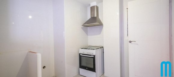 Apartamento de 2 dormitorios en Badalona, Spain No. 19892 11
