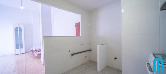 Apartamento de 2 dormitorios en Badalona, Spain No. 19892 12