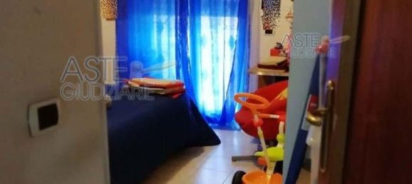 6 rooms Apartment in Rome, Italy No. 12912 17