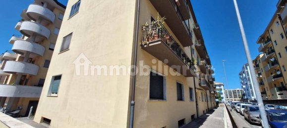 3 bedrooms Apartment in Benevento, Italy No. 258210 6