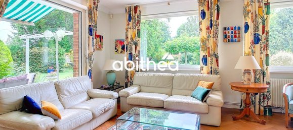 6 bedrooms House in Arras, France No. 258738 5