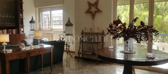 5 chambres Appartement à Bari, Italy No. 377948 3