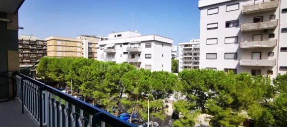 5 chambres Appartement à Bari, Italy No. 377948 19