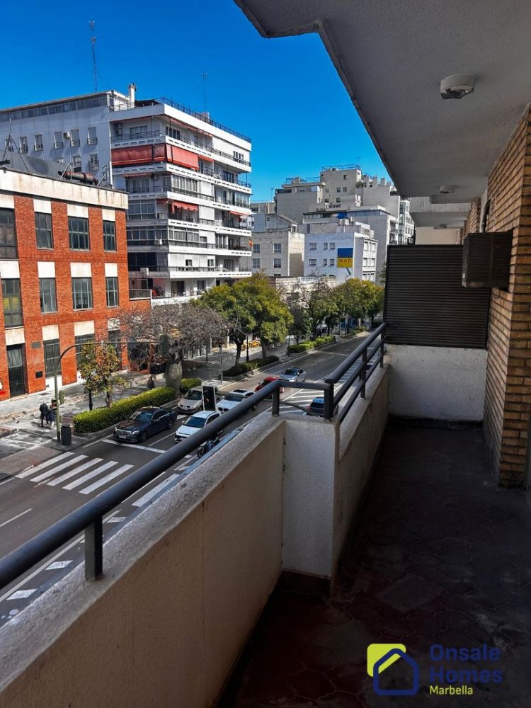 4 Schlafzimmer Wohnung in Marbella, Spain, Nr. 19795