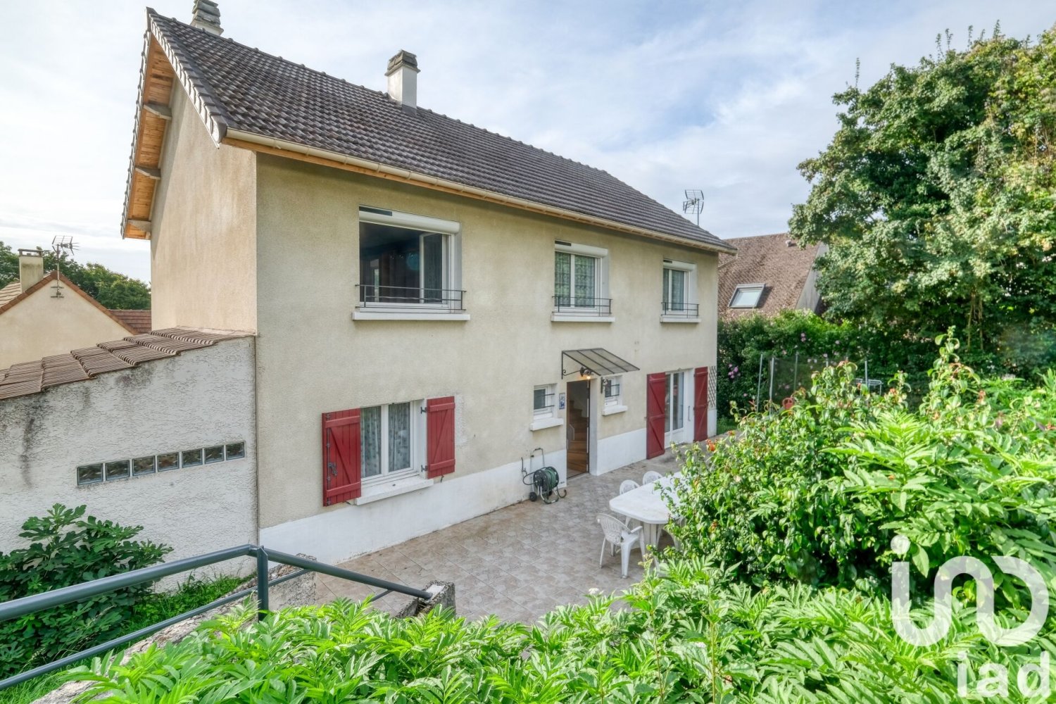 Casa de 5 dormitorios en Charge, France No. 326916