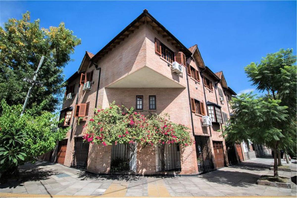 3 bedrooms House in Buenos Aires, Argentina No. 76400