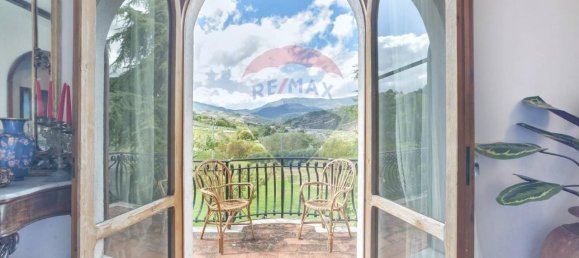 5 rooms Apartment in Cugnoli, Italy No. 128496 3