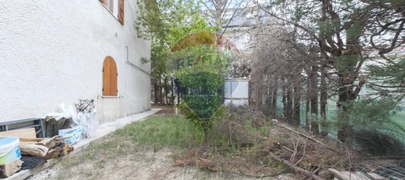 5 rooms Apartment in Cugnoli, Italy No. 128496 19