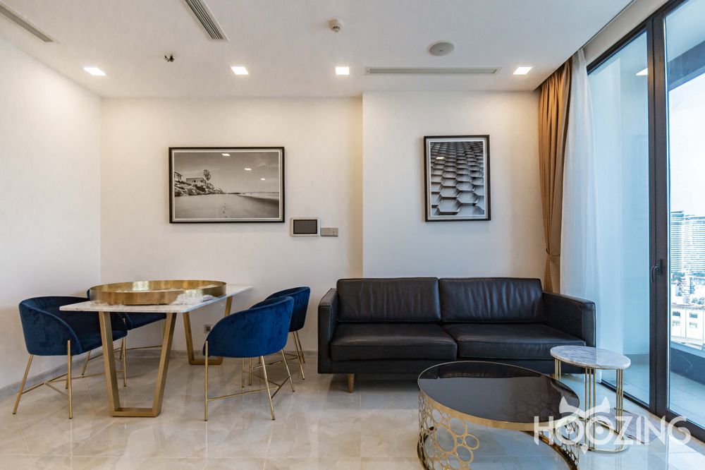 2 rooms Office in District 1, Vietnam No. 17849