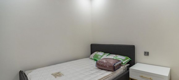 2 rooms Office in District 1, Vietnam No. 17849 3