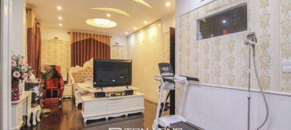 4 Schlafzimmer Haus in Tay Ho, Vietnam, Nr. 701 9