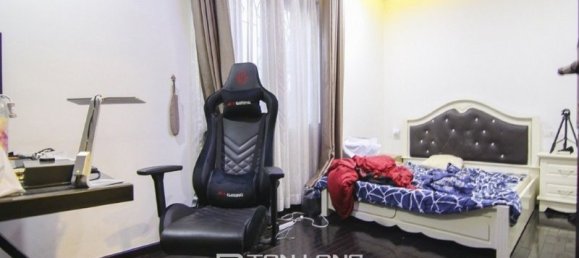 4 Schlafzimmer Haus in Tay Ho, Vietnam, Nr. 701 6