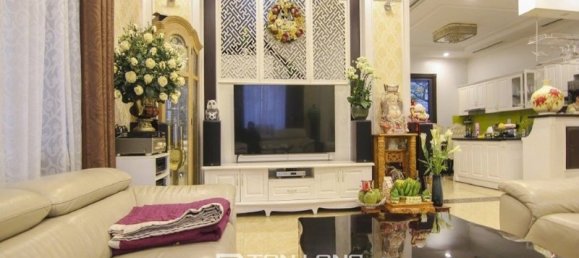 4 Schlafzimmer Haus in Tay Ho, Vietnam, Nr. 701 3