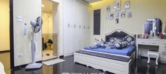 4 Schlafzimmer Haus in Tay Ho, Vietnam, Nr. 701 5