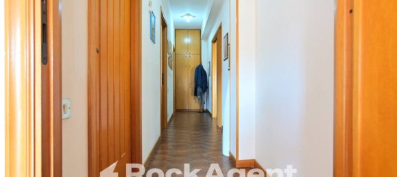 5 bedrooms Apartment in Aprilia, Italy No. 304889 8