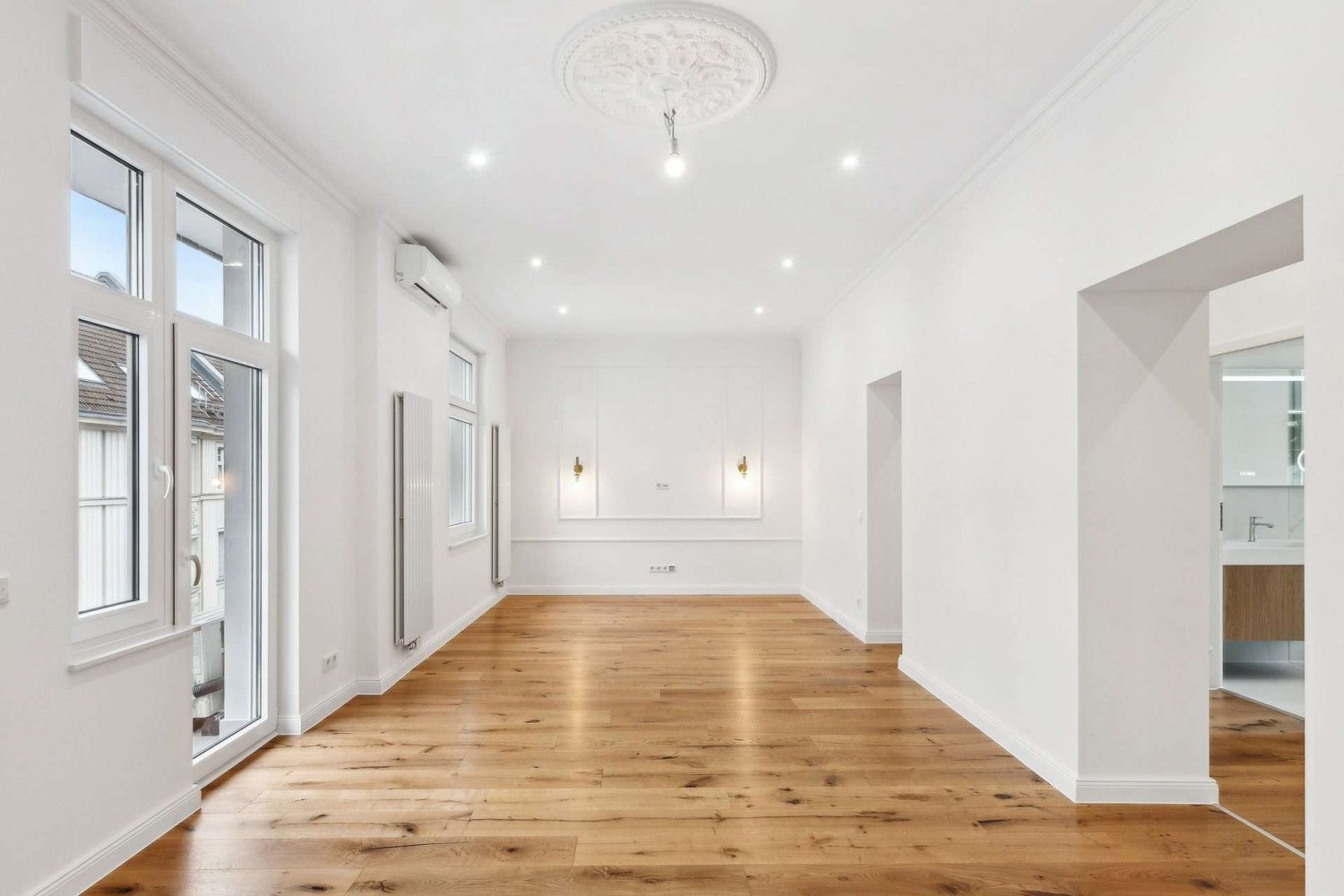 4 غرف نوم منزل ذو طابقين في Dusseldorf, Germany رقم 15193